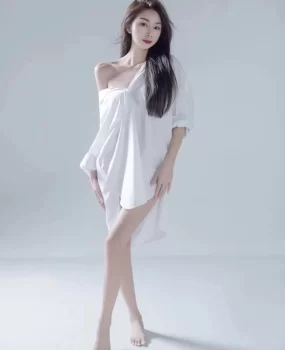 体验南方妹妹玫瑰，大中小都有，还有水墨拉丝