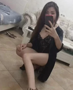 伊宁性感大长腿少妇