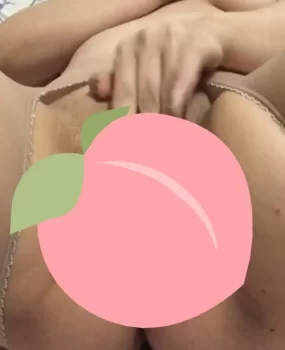 喜欢舔男人鸡巴叼着它不放的姐姐