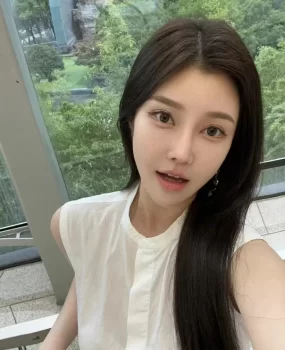 福州长腿黑丝嫩妹兼职